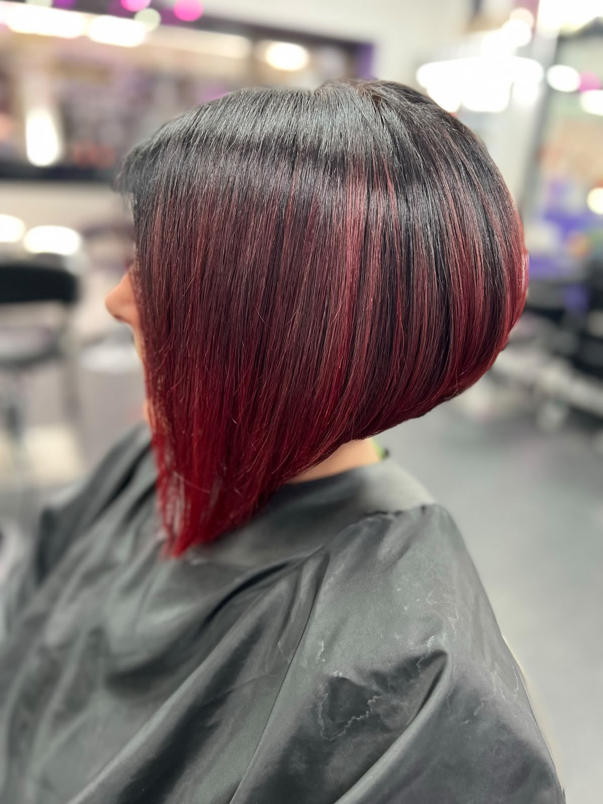 Sleek black and burgundy graduated bob